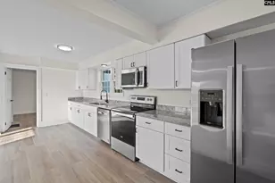 1338 Hornsby Cir, Lugoff, SC 29078 - Photo 2