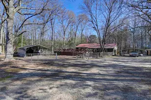 2037 Little Country Rd, Batesburg, SC 29006 - Photo 10