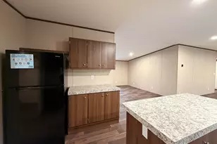 136 Carlton Dr, Batesburg, SC 29006 - Photo 6