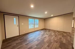 136 Carlton Dr, Batesburg, SC 29006 - Photo 4