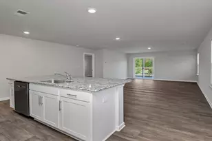 1035 Rampart Ct, Lugoff, SC 29078 - Photo 8