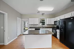 434 Chalmers Ln, Columbia, SC 20229 - Photo 12