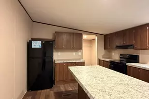 130 Carlton Dr, Batesburg, SC 29006 - Photo 6