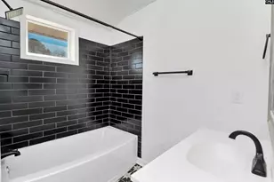 205 Oliver St, West Columbia, SC 29169 - Photo 16