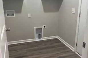 1023 Decatur St, Sumter, SC 29150 - Photo 8