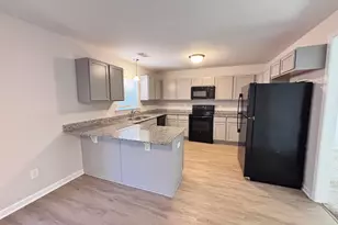 1069 Acacia Ln, Columbia, SC 29229 - Photo 10