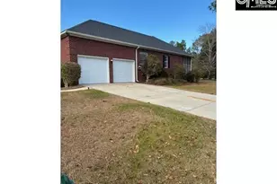 834 Moss Creek Dr, Cayce, SC 29033 - Photo 2