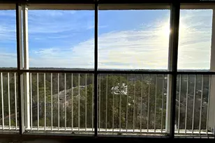 1825 Saint Julian Pl 12-I, Columbia, SC 29204 - Photo 4