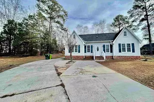 25 Dyers Hall Ct, Irmo, SC 29063 - Photo 2