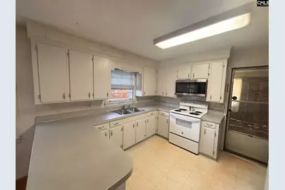 1805 Chadsworth Drive, Cayce, SC 29033 - Photo 4