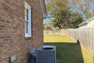 520 Antioch Pl, Columbia, SC 29209 - Photo 2