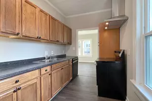 402 W Liberty St, Winnsboro, SC 29180 - Photo 6