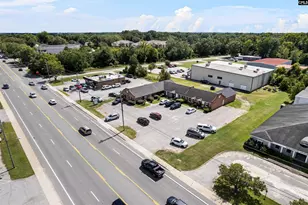 905 W Dekalb St, Camden, SC 29020 - Photo 1