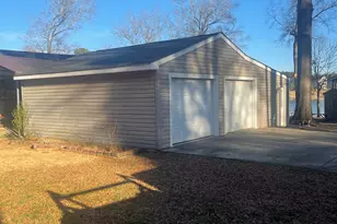 387 Dutchman Ln, Winnsboro, SC 29180 - Photo 4