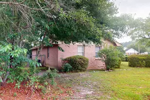 633 Sykes St, Manning, SC 29102 - Photo 12