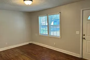 3025 Hammond Ave, Columbia, SC 29204 - Photo 6