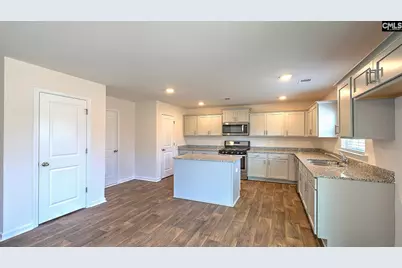 601 Edgetree Drive, Hopkins, SC 29061 - Photo 8