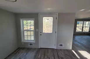 105 Woodland Dr, Swansea, SC 29160 - Photo 12