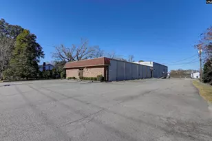 225 Summerland Ave, Batesburg, SC 29006 - Photo 1