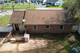 313 Cambridge St N, Ninety Six, SC 29666 - Photo 24