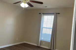 2320 Mall Terrace Ct, Orangeburg, SC 29118 - Photo 6