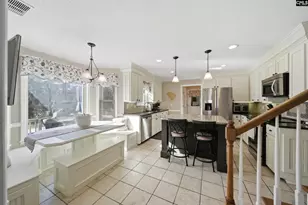 512 Hallsborough Dr, West Columbia, SC 29170 - Photo 8