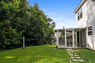 261 Oakpointe Dr, Lexington, SC 29072 - Photo 4