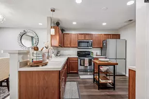 127 Hunters Mill Dr, West Columbia, SC 29170 - Photo 6