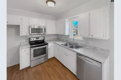 821 E Steele Road, West Columbia, SC 29170 - Photo 2