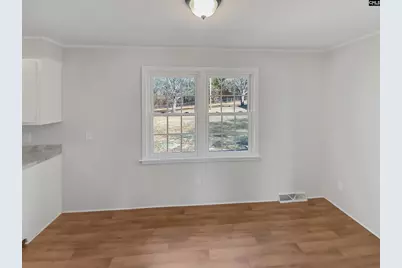 821 E Steele Road, West Columbia, SC 29170 - Photo 10