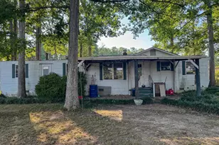 118 Redbud Ln, Saluda, SC 29138 - Photo 2