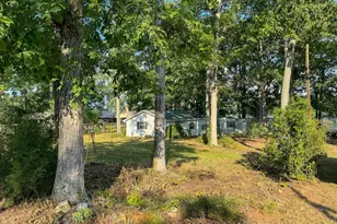 118 Redbud Ln, Saluda, SC 29138 - Photo 16