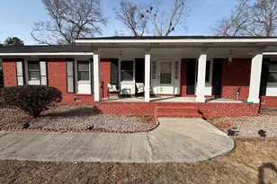 328 Perkins Ln, Camden, SC 29020 - Photo 2