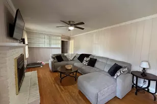 328 Perkins Ln, Camden, SC 29020 - Photo 10