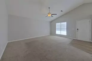 337 White Gables Dr, Columbia, SC 29229 - Photo 2