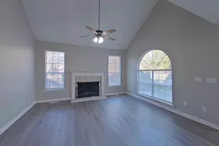 409 Glen Eagle Cir, Irmo, SC 29063 - Photo 2