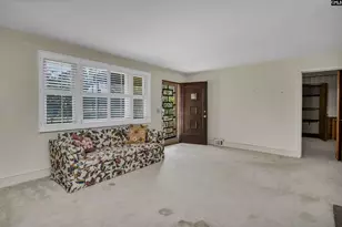 2 Vera Cir, Columbia, SC 29204 - Photo 6