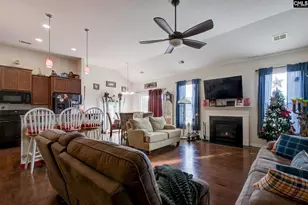 709 Spring Cress Dr, Lexington, SC 29073 - Photo 4