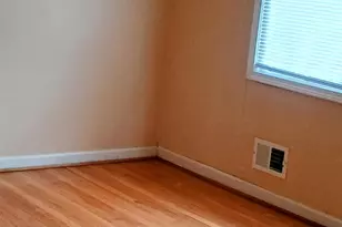 1607 Carousel Cir, Columbia, SC 29201 - Photo 4