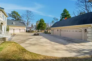 180 Lillian St, Gilbert, SC 29054 - Photo 10