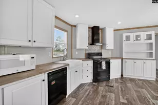 1379 Cheraw Rd, Cassatt, SC 29032 - Photo 10