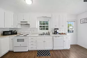 1201 Chevis St, Columbia, SC 29205 - Photo 6