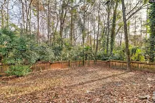 105 Ashley Ct, Lexington, SC 29072 - Photo 2