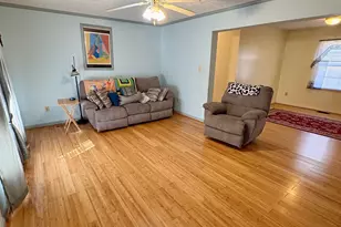 121 Woodmere Cir, Swansea, SC 29160 - Photo 4