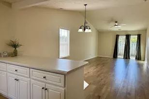 102 Elders Pond Cir, Columbia, SC 29229 - Photo 4