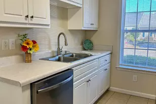 102 Elders Pond Cir, Columbia, SC 29229 - Photo 8