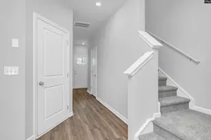 827 Lodgepole Ln, West Columbia, SC 29170 - Photo 2