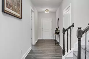 208 Doe Mdw Ln, Elgin, SC 29045 - Photo 4