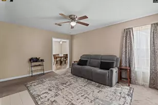 221 Colony Lakes Dr, Lexington, SC 29073 - Photo 8