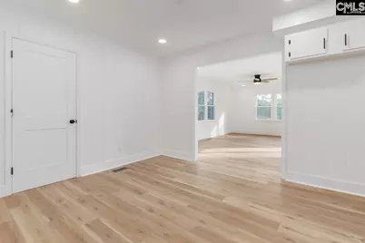 124 W Lakeside Avenue, Columbia, SC 29203 - Photo 8